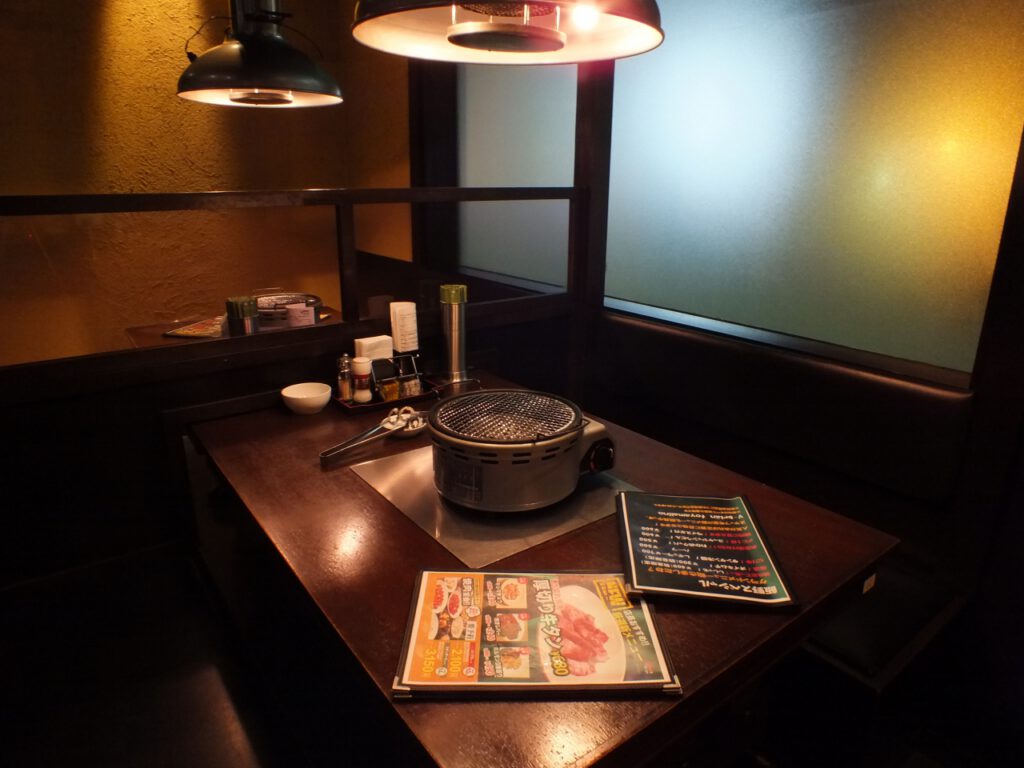 飯野店 内観イメージ