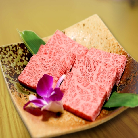 特急焼肉 肉の日 8号線二宮店 イメージ1